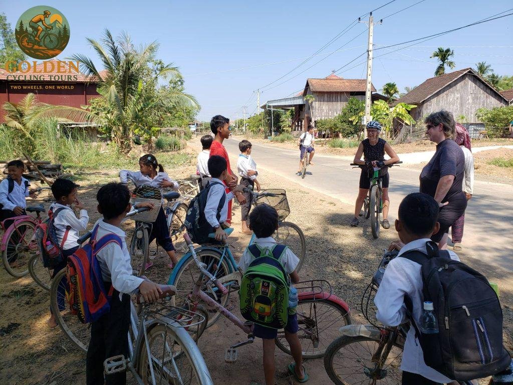 14 Days Hoi An to Angkor Wat Cycling Tour